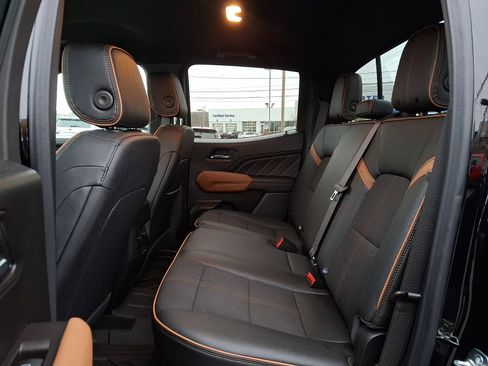 Used 2026 GMC Canyon AT4 w/ Nightfall Essentials Package image 10