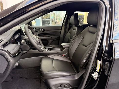 New 2026 Jeep Compass Limited image 16