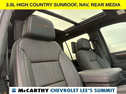 Used 2025 Chevrolet Tahoe High Country image 33