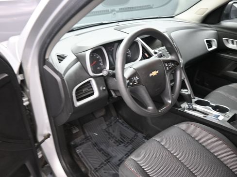 Used 2016 Chevrolet Equinox LS FWD image 12