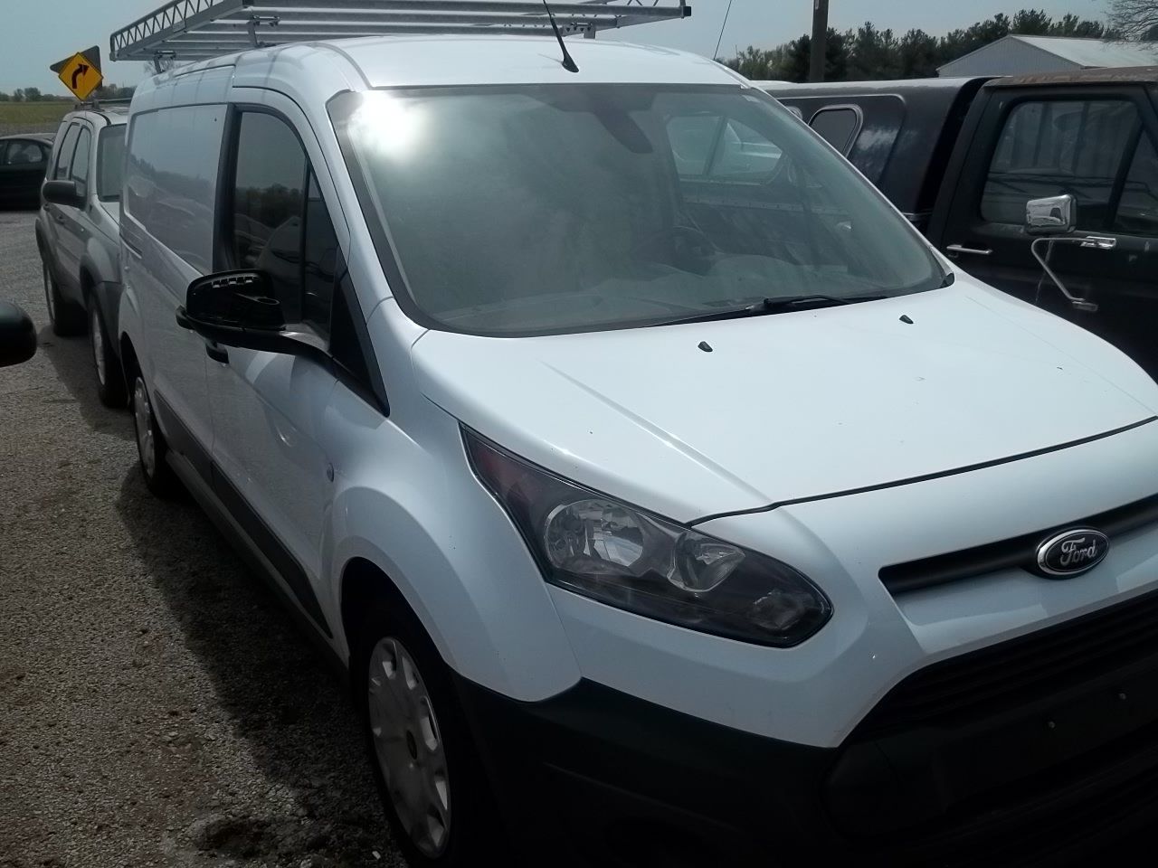 Used 2016 Ford Transit Connect XL FWD image 3