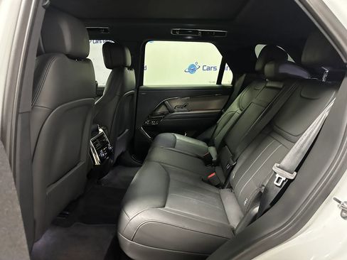 Used 2024 Land Rover Range Rover Sport SE AWD/4WD image 15