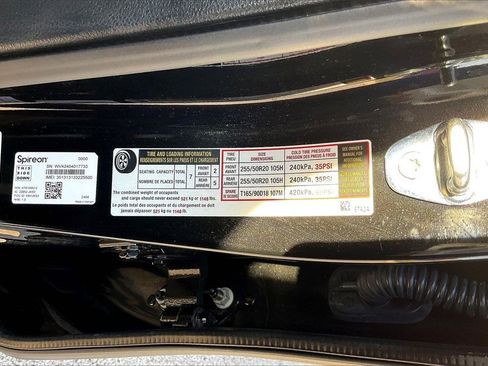 Used 2025 INFINITI QX60 Luxe w/ Black Edition image 29