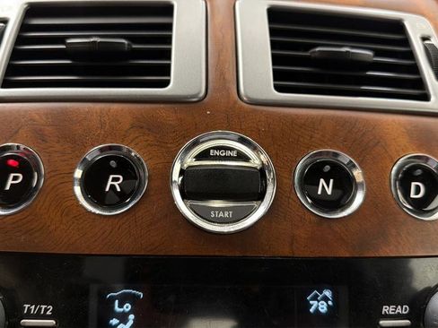 Used 2014 Aston Martin DB9 Volante RWD image 20