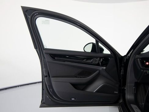 New 2026 Porsche Panamera 4 image 19