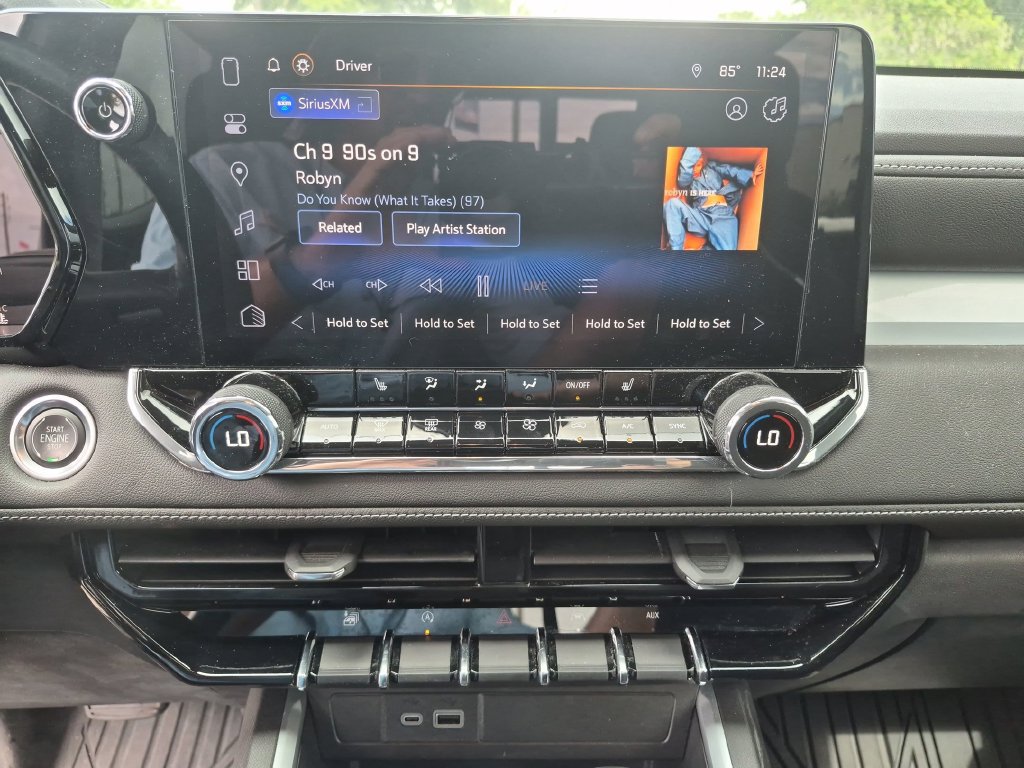 Used 2023 Chevrolet Colorado LT w/ LT Convenience Package II AWD/4WD image 25
