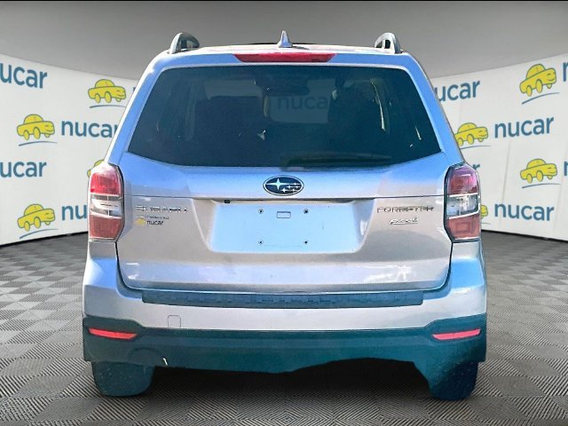 Used 2016 Subaru Forester 2.5i Premium AWD/4WD image 4