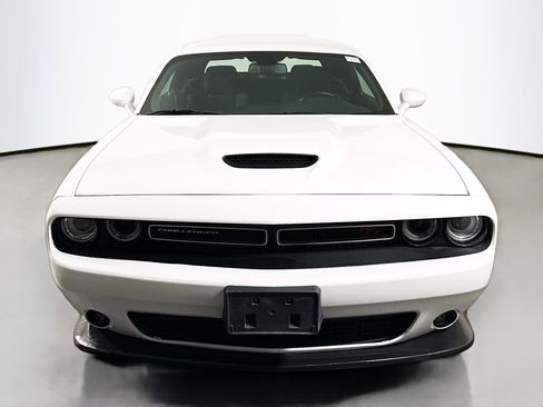 Used 2022 Dodge Challenger R/T image 2