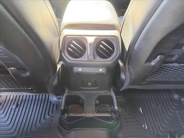 Used 2023 Jeep Gladiator Mojave AWD/4WD image 23