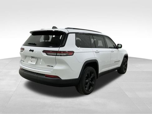 Used 2023 Jeep Grand Cherokee L Limited w/ Black Appearance Package image 4