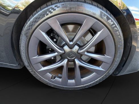 Used 2022 Tesla Model S AWD/4WD image 24