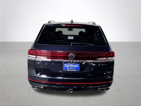 Used 2024 Volkswagen Atlas SEL Premium R-Line AWD/4WD image 7