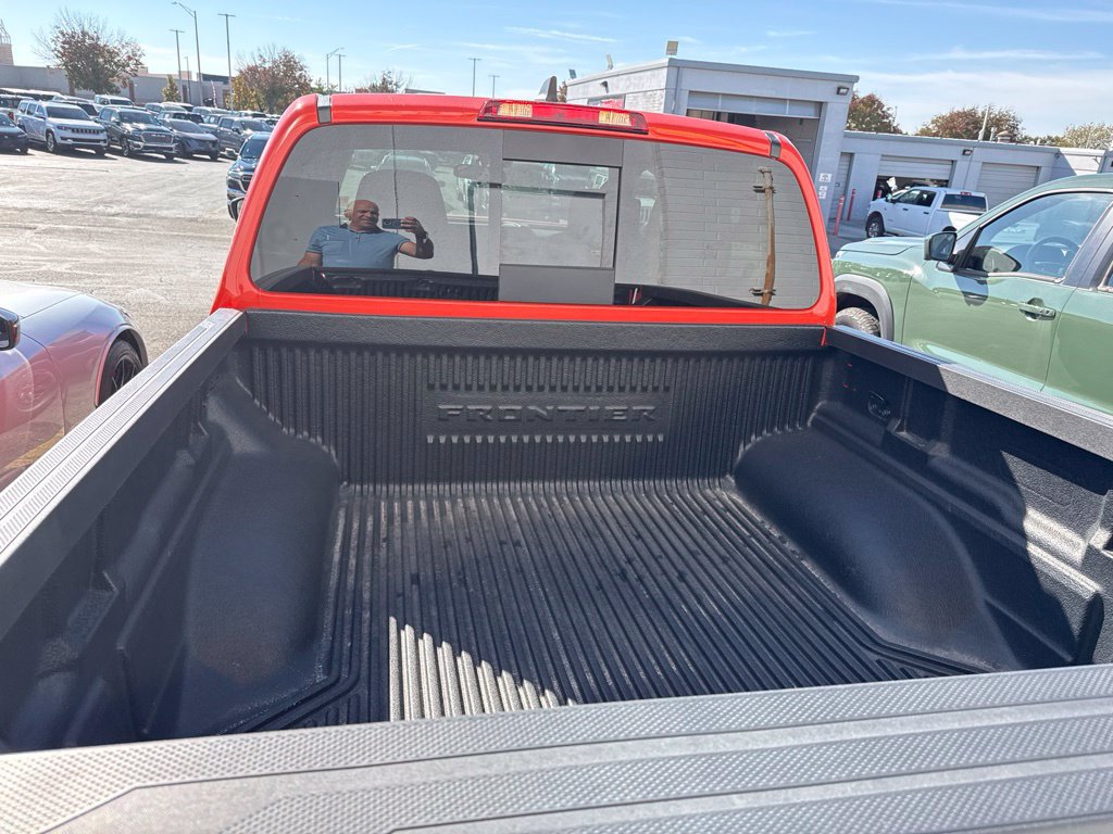 Used 2025 Nissan Frontier PRO-4X w/ Interior Protection Package AWD/4WD image 11