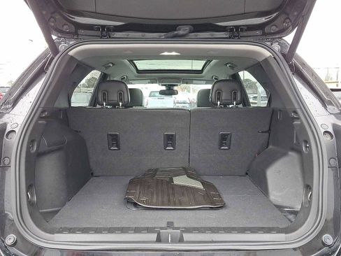 Used 2020 Chevrolet Equinox LT w/ Midnight Edition image 31