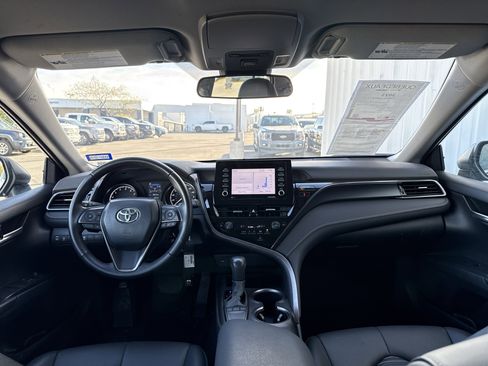Used 2023 Toyota Camry SE image 20