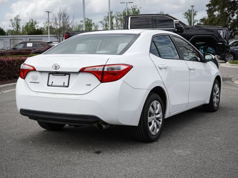 Used 2015 Toyota Corolla LE image 10