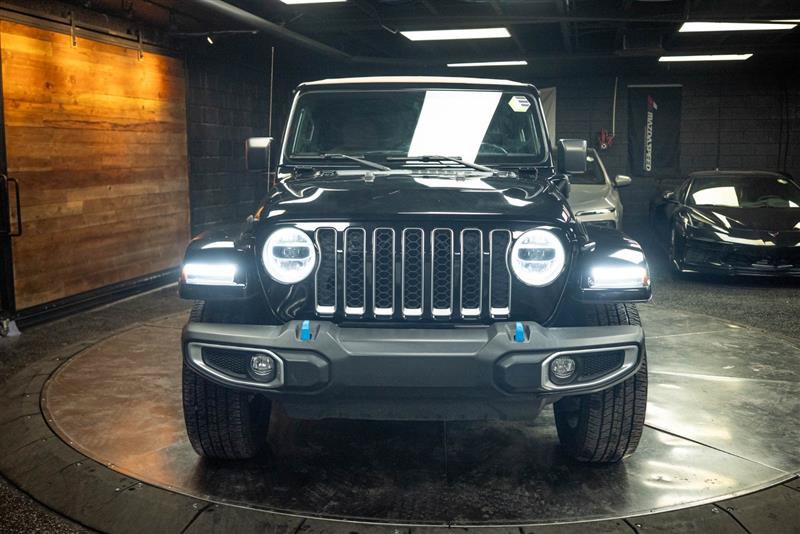 Used 2022 Jeep Wrangler Unlimited Sahara AWD/4WD image 4