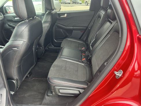 Used 2022 Ford Escape SEL w/ SEL Stealth AWD Package image 18