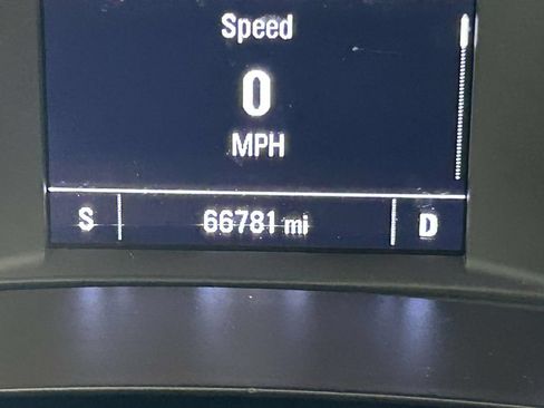 Used 2024 Chevrolet Malibu LT FWD image 28