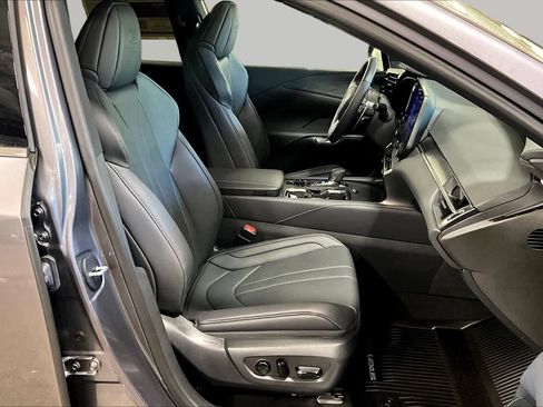 Used 2023 Lexus RX 350 F Sport w/ Accessory Package AWD/4WD image 8