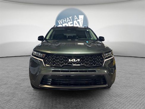 Certified 2023 Kia Sorento S w/ Panoramic Sunroof Package image 9