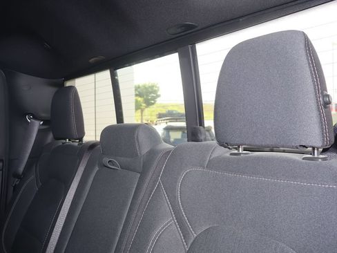Used 2023 RAM 1500 Big Horn AWD/4WD image 33