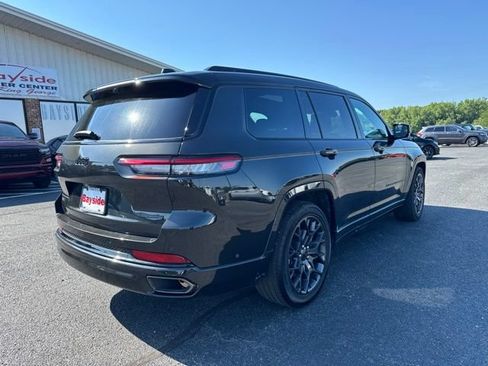 Used 2025 Jeep Grand Cherokee L Summit AWD/4WD image 7