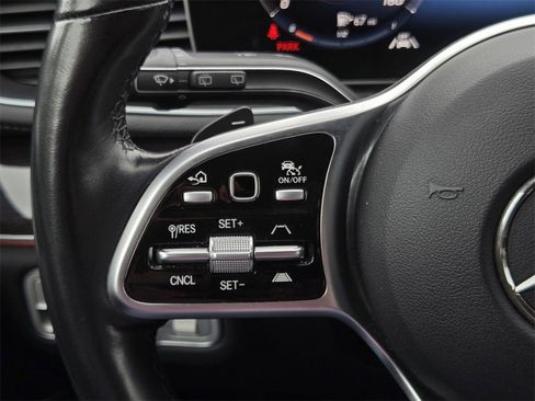 Used 2023 Mercedes-Benz GLS 450 4MATIC image 26