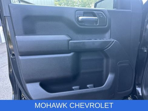 Certified 2022 Chevrolet Silverado 1500 Custom Trail Boss AWD/4WD image 22