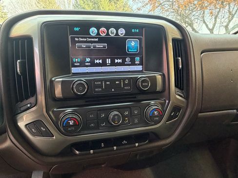 Used 2018 Chevrolet Silverado 3500 LTZ image 19