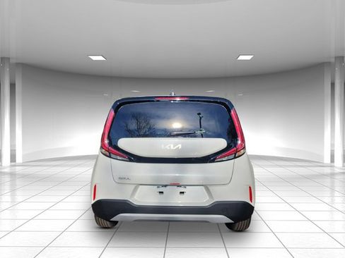 New 2025 Kia Soul LX image 4
