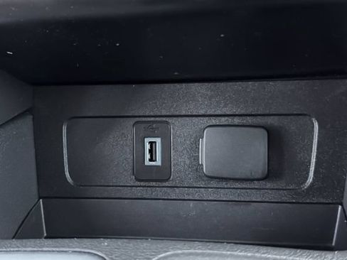 Used 2019 Ford Escape SE AWD/4WD image 25