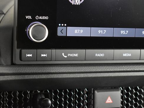 Used 2025 Honda CR-V Sport image 30