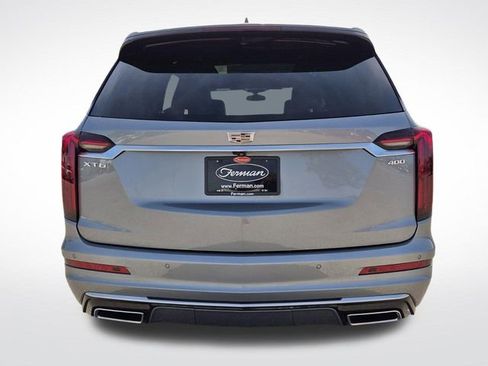 Used 2024 Cadillac XT6 Premium Luxury FWD image 8