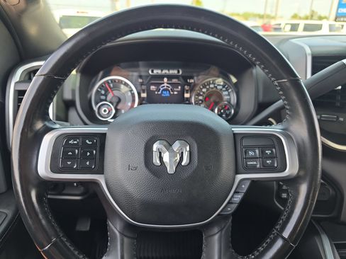 Used 2022 RAM 3500 Big Horn w/ Level C Equiment Group AWD/4WD image 18