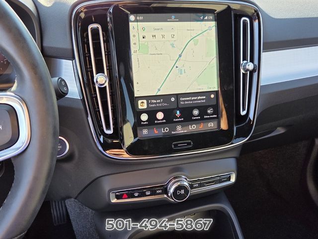 Used 2024 Volvo XC40 B5 Core AWD/4WD image 17