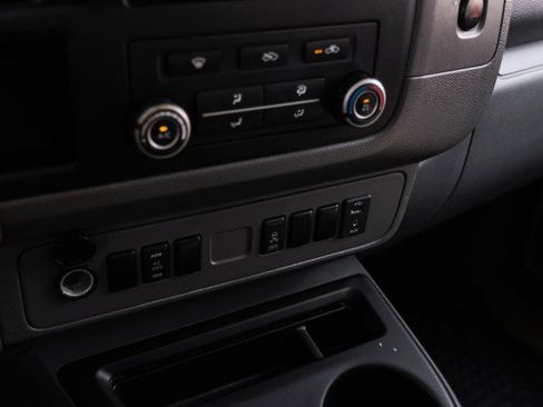 Used 2018 Nissan NV 2500 SV w/ Navigation Package image 25