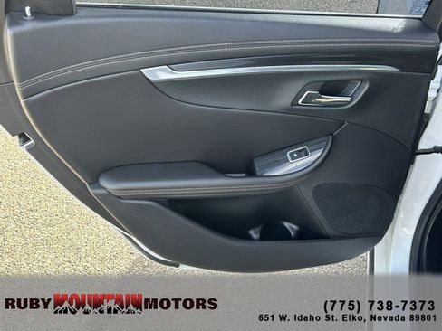 Used 2017 Chevrolet Impala LT image 17