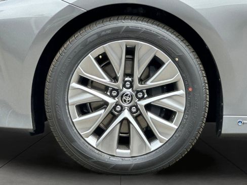 New 2025 Toyota Mirai XLE image 13