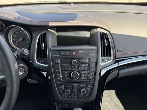 Used 2019 Buick Cascada Sport Touring w/ Dark Effects Package image 20