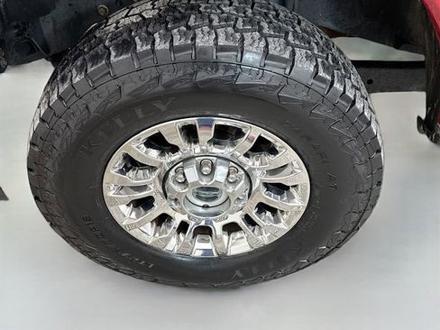 Used 2022 Ford F250 XLT w/ XLT Premium Package image 28