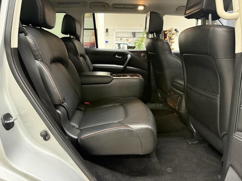 Used 2019 Nissan Armada Platinum w/ Captain's Chairs Package AWD/4WD image 17