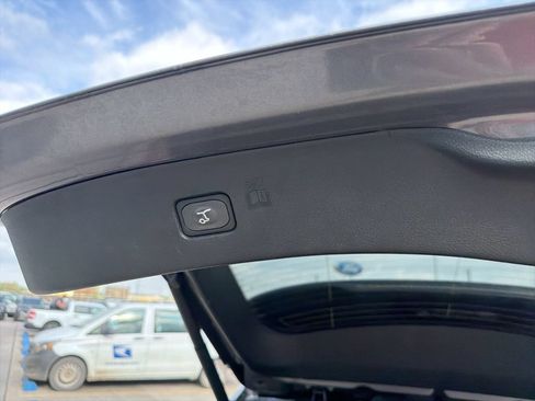 Used 2023 Ford Edge Titanium AWD/4WD image 22