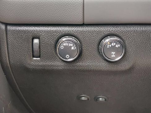 Used 2019 Chevrolet Colorado W/T w/ Custom Special Edition AWD/4WD image 22