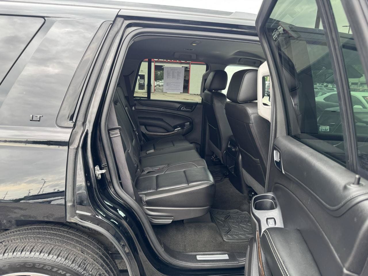 Used 2018 Chevrolet Tahoe LT w/ RST Edition AWD/4WD image 10