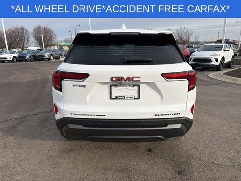 Used 2025 GMC Terrain Elevation image 11