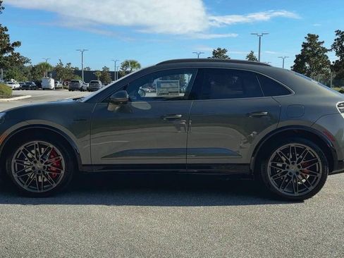 New 2025 Porsche Macan Turbo Electric image 5