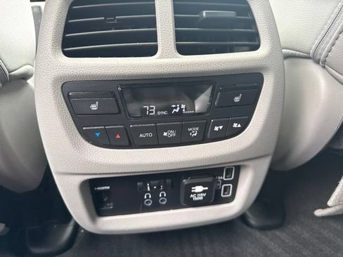 Used 2021 Honda Pilot Elite image 28