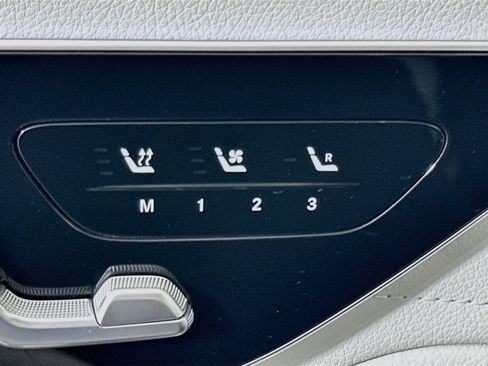 Used 2023 Mercedes-Benz EQS 580 4MATIC Sedan image 22
