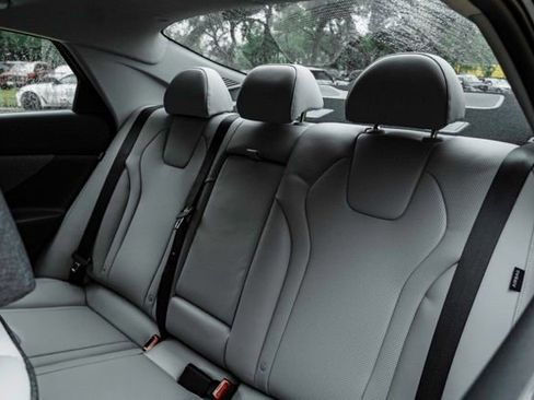 New 2026 Hyundai Elantra Limited FWD image 19